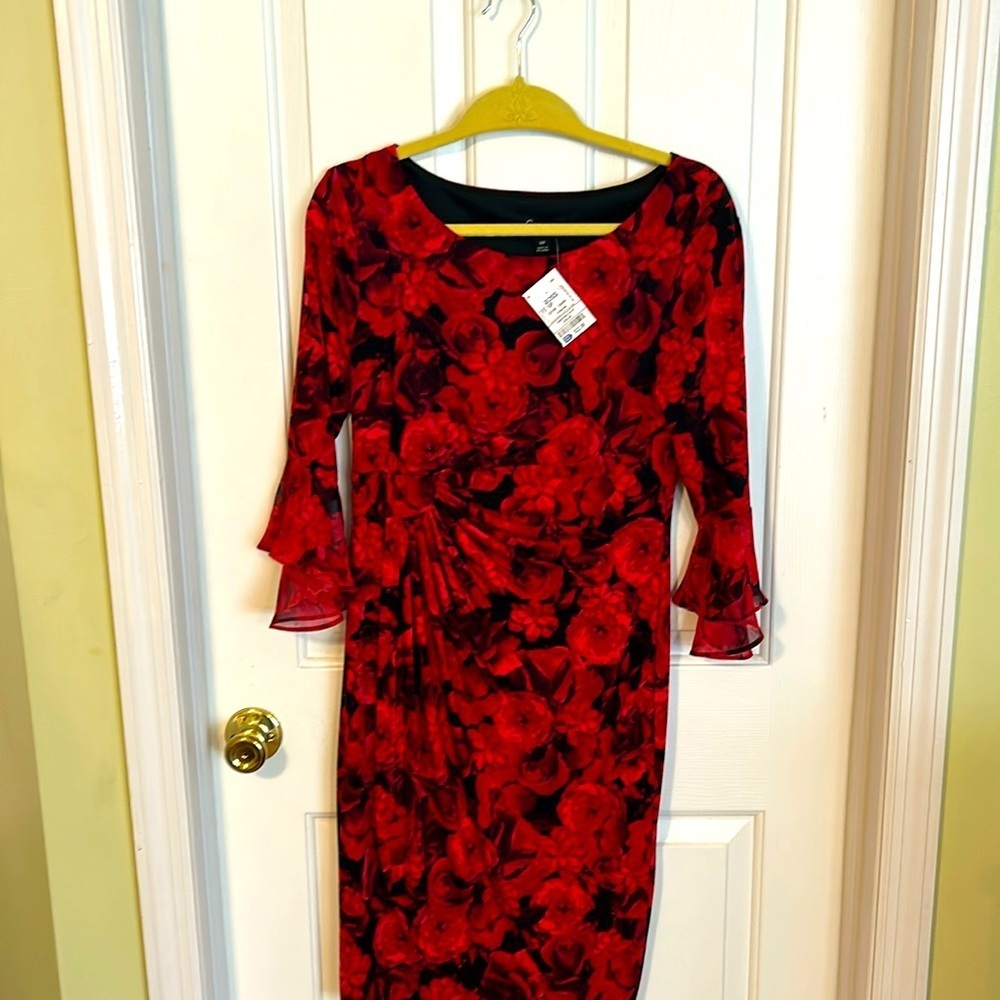 Connected Apparel dress, NWT, size 10P. Boat neckline, bell sleeves.